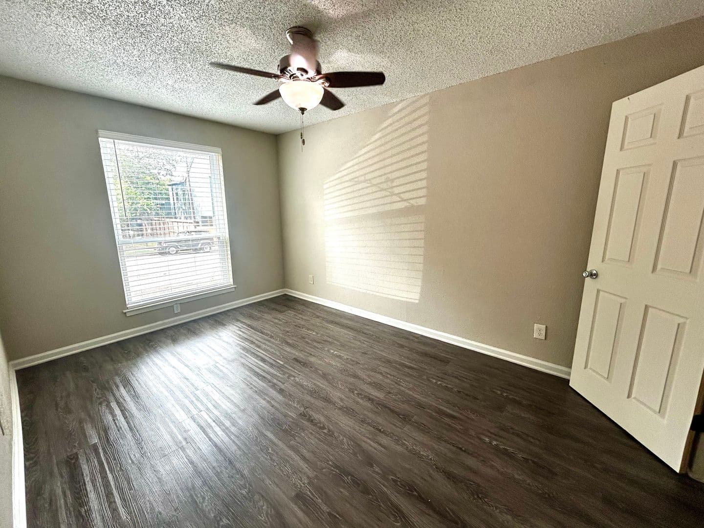 Austin Apartment: 2401 Manor Road