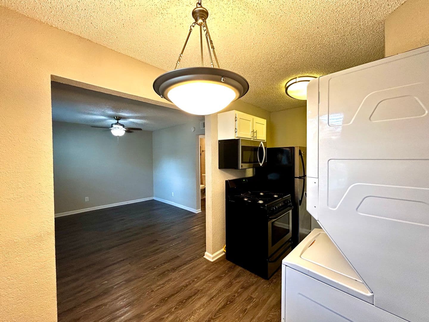 Austin Apartment: 2401 Manor Road