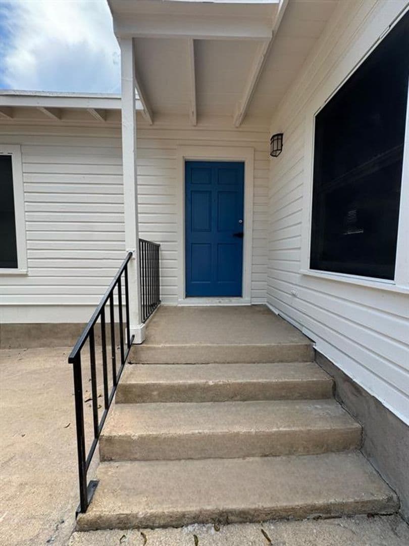 Austin Multiplex: 110 E. 30th St