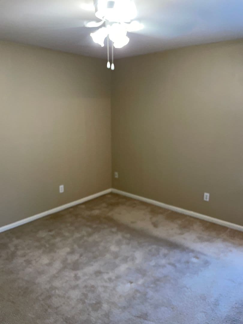Austin Multiplex: 2400 Riddle Rd - Unit B