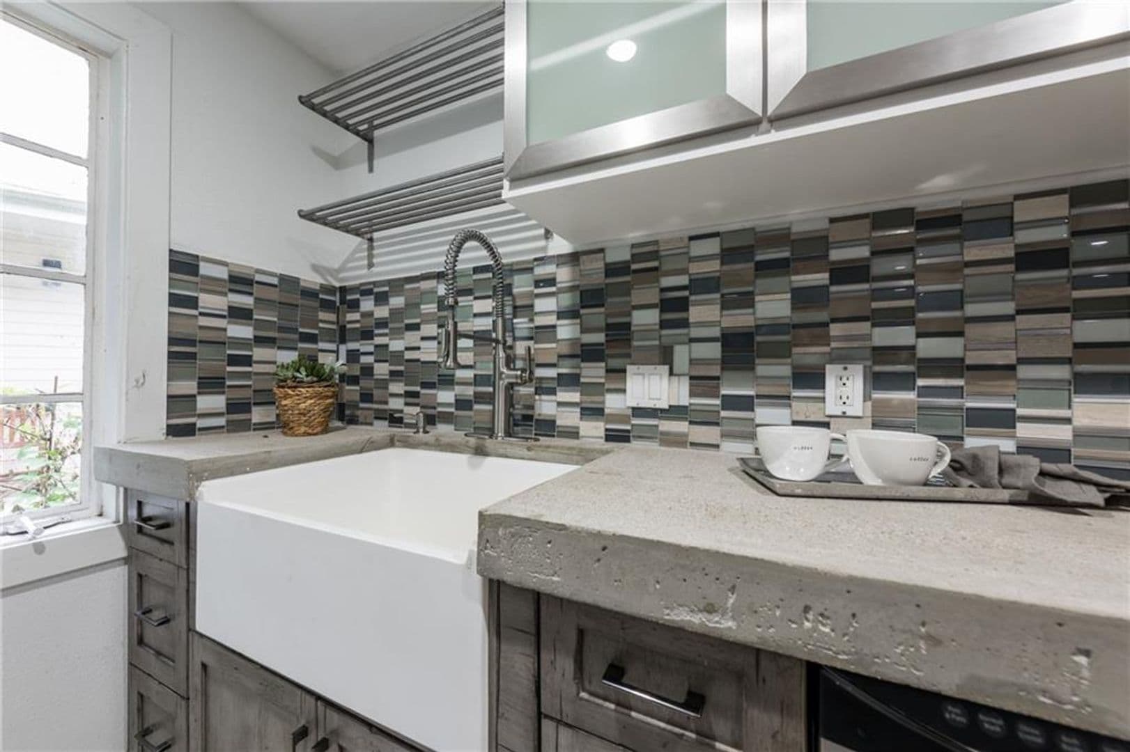 Austin Condo: 1212 Castle Hill Street