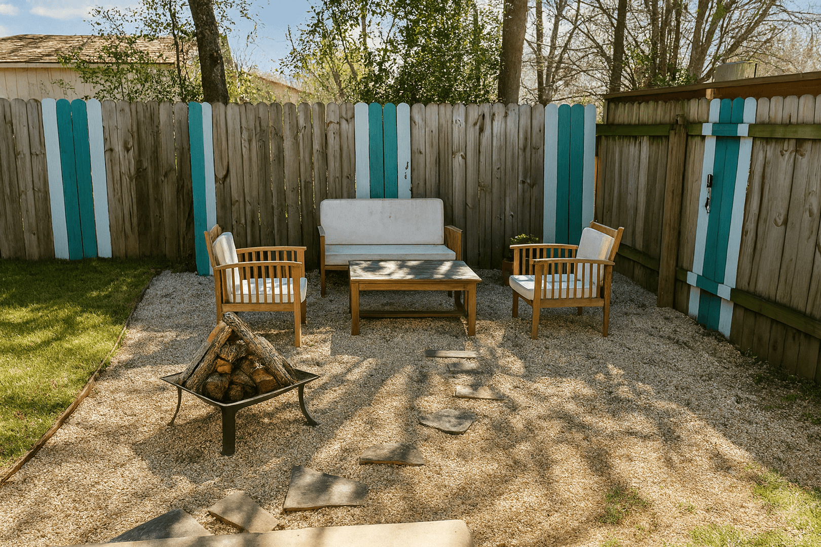 Austin Multiplex: 1707 Chestnut Ave