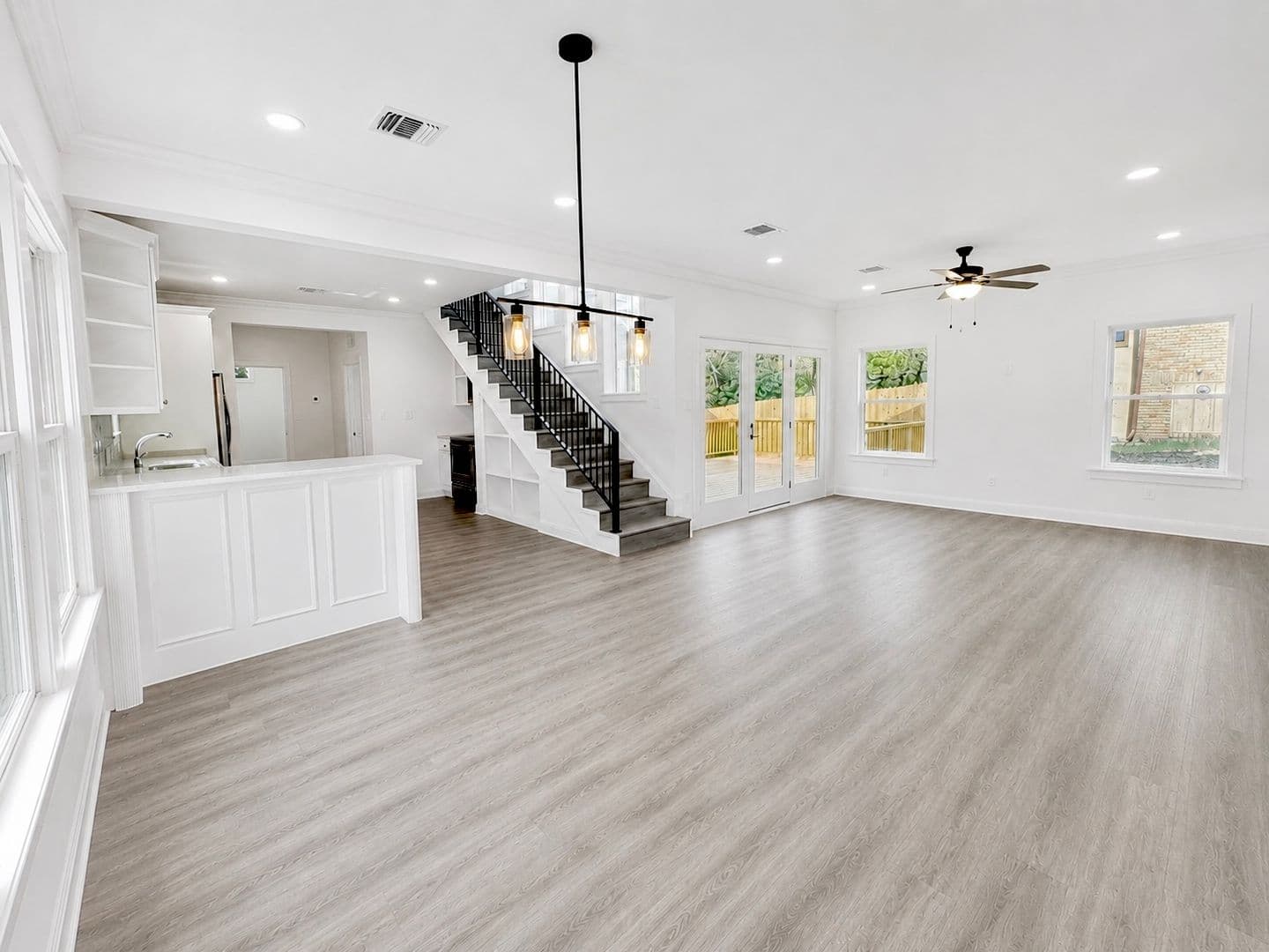 Austin House: 804 E. Dean Keeton St