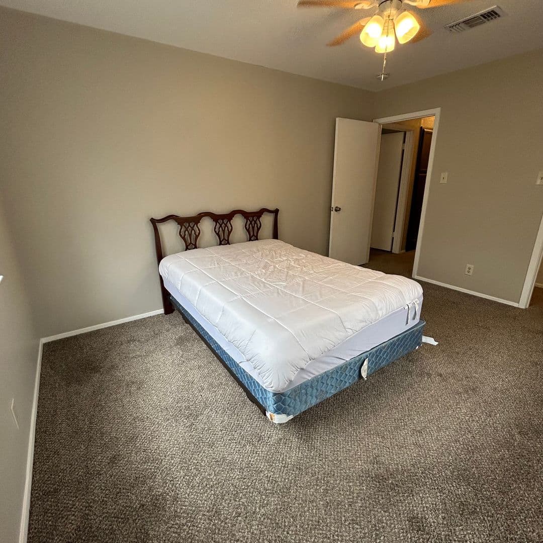 Austin Multiplex: 1700 Waterloo Trl