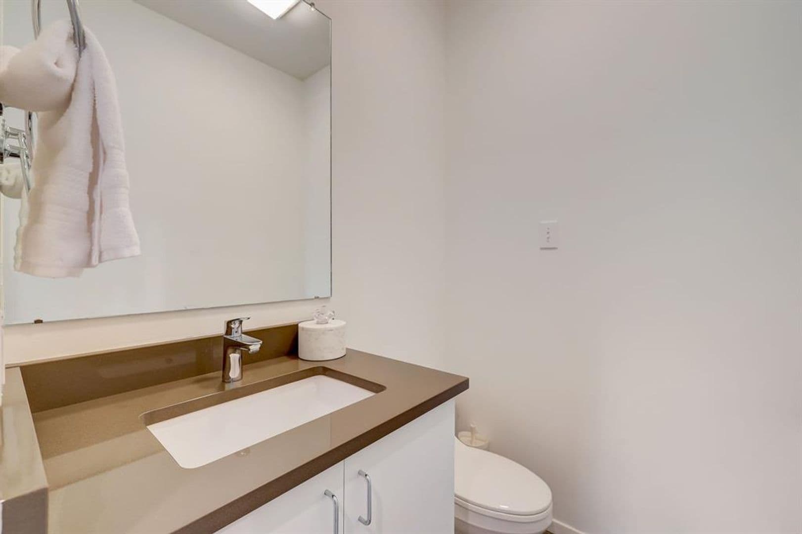 Austin House: 805 Leonard St