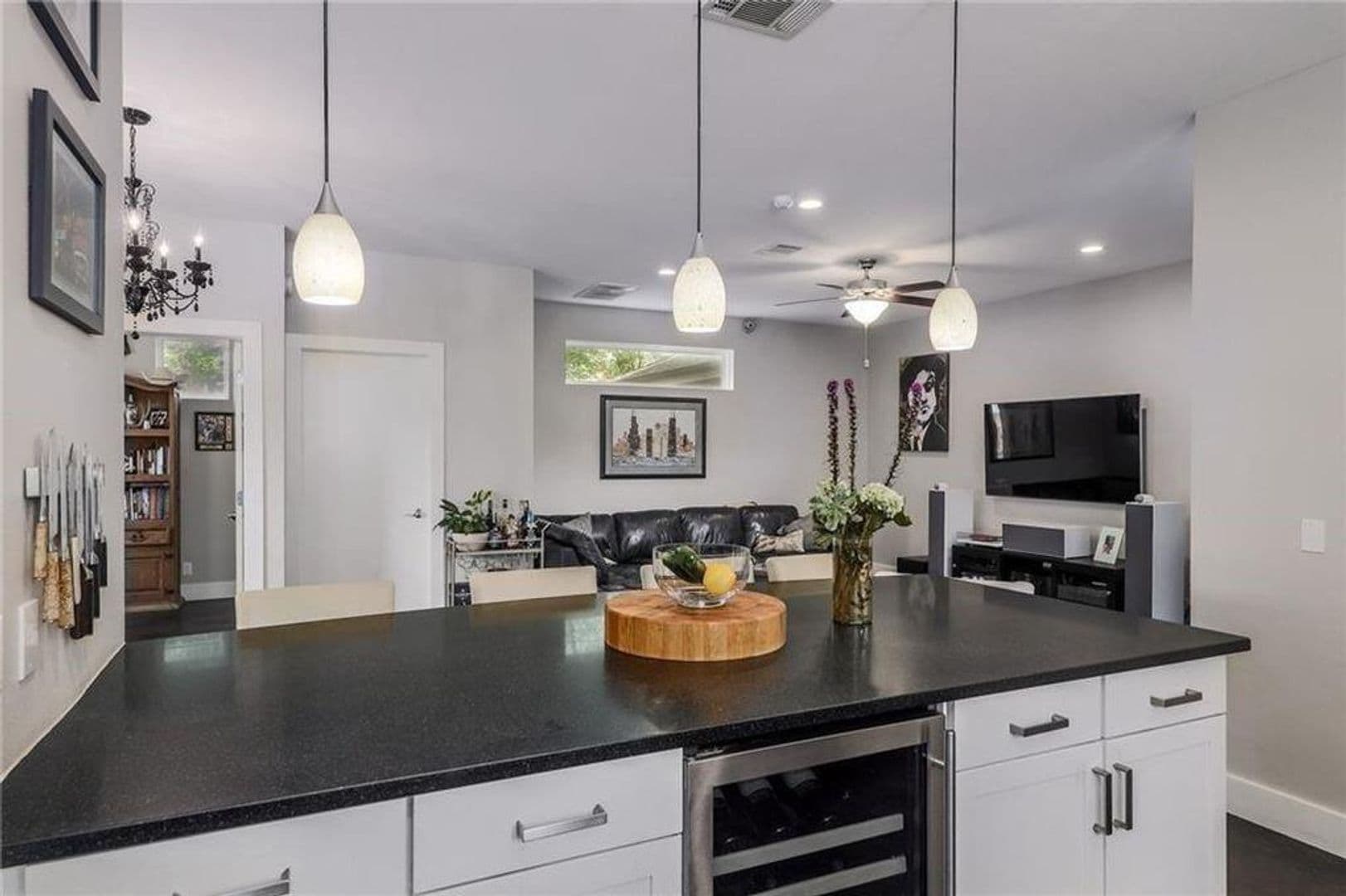 Austin House: 1110 Concordia Ave