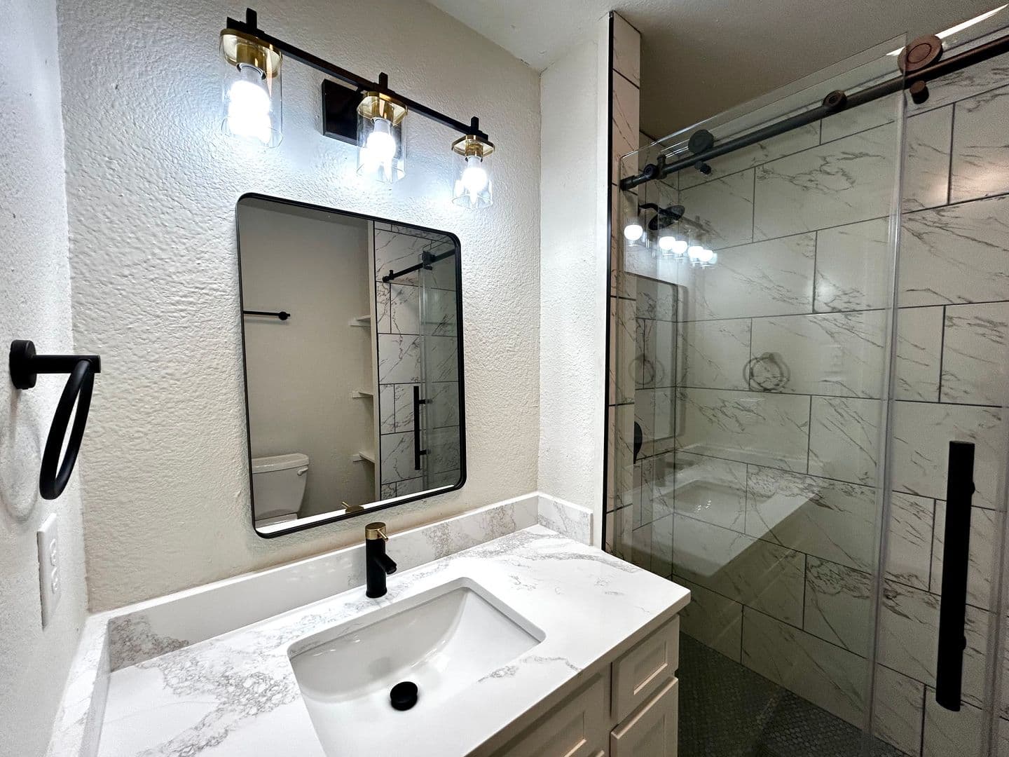 Austin Multiplex: 1005 W Martin Luther King Jr Blvd - House