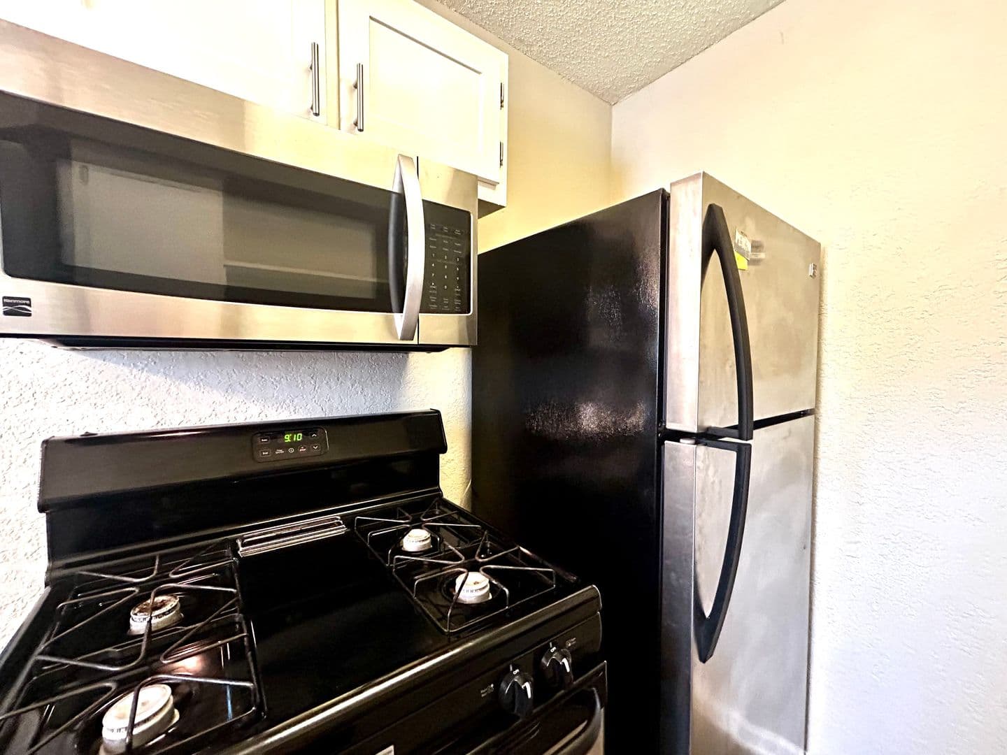 Austin Apartment: 2401 Manor Road