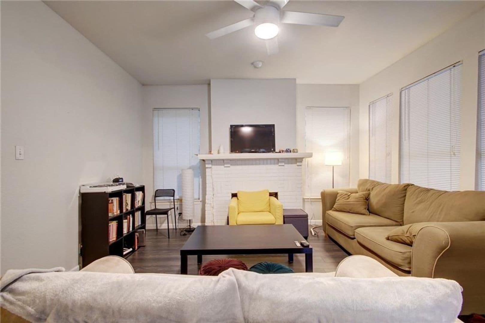 Austin Multiplex: 509 Elmwood Pl