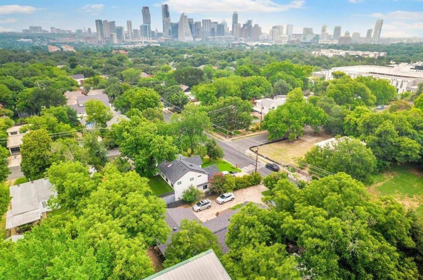 Austin Multiplex: 1104 Kinney Ave
