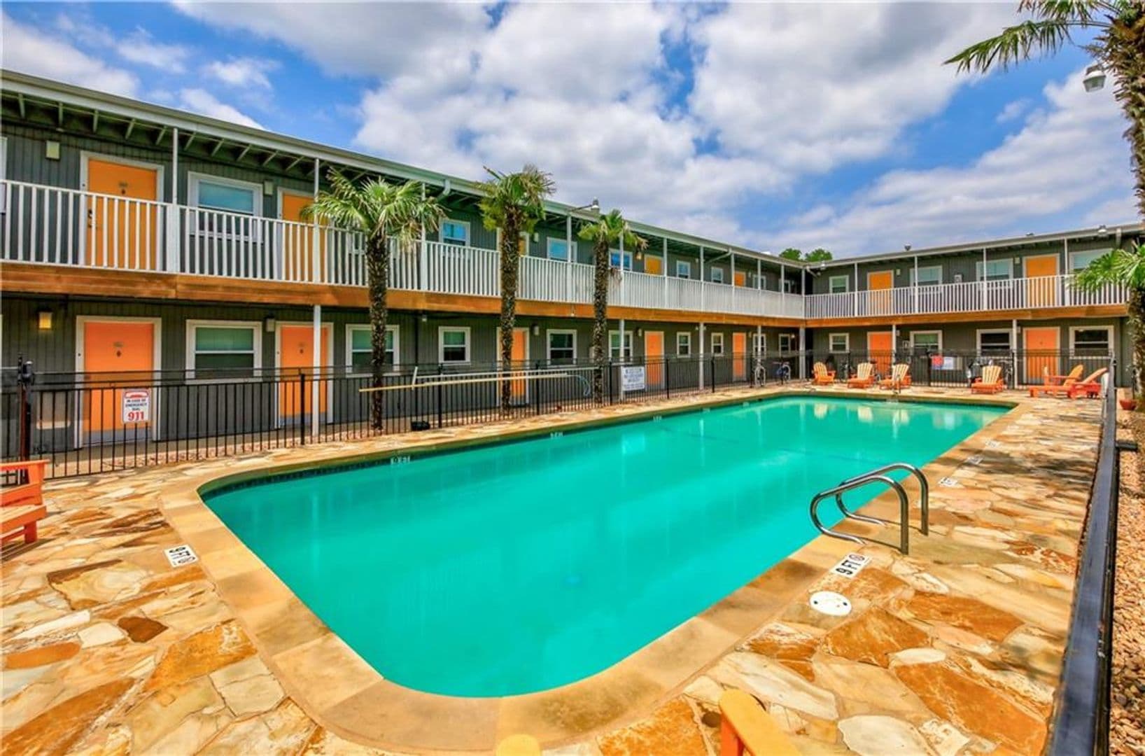 Austin Apartment: 2401 Manor Rd