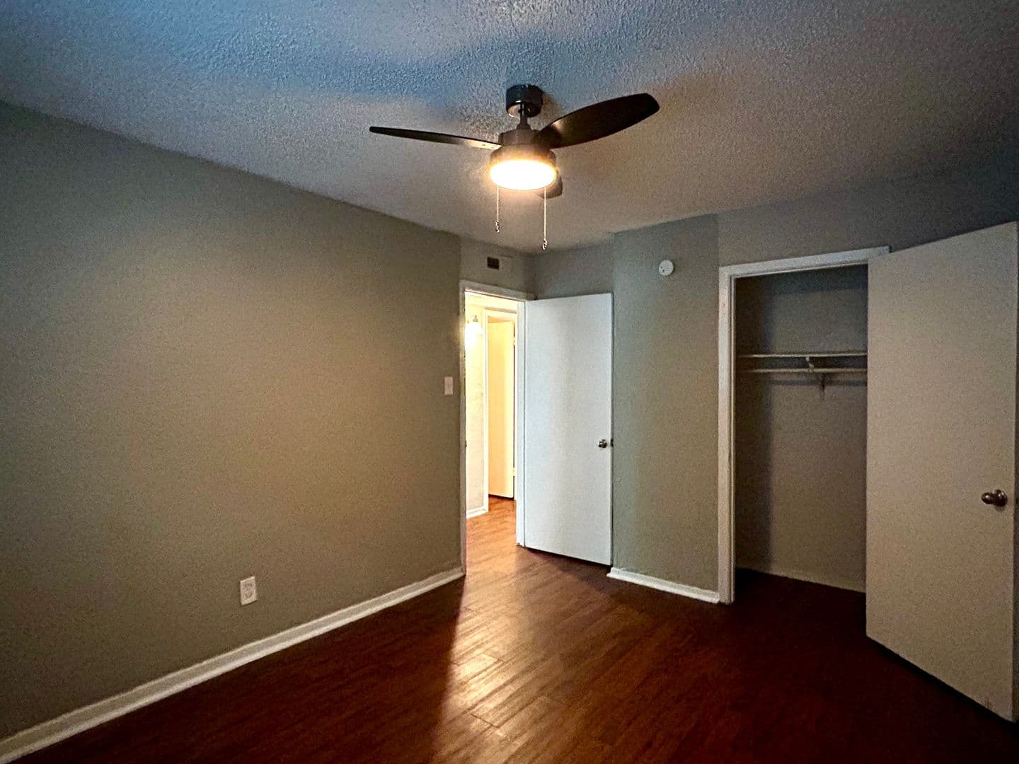 Austin Apartment: 2401 Manor Road