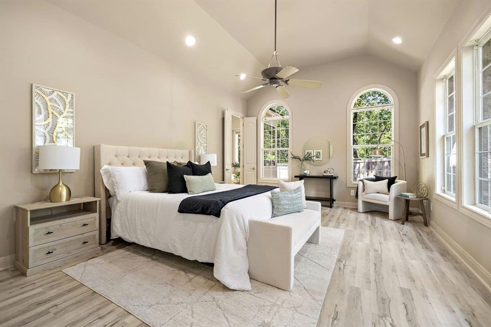 Austin House: 3508 Red River St