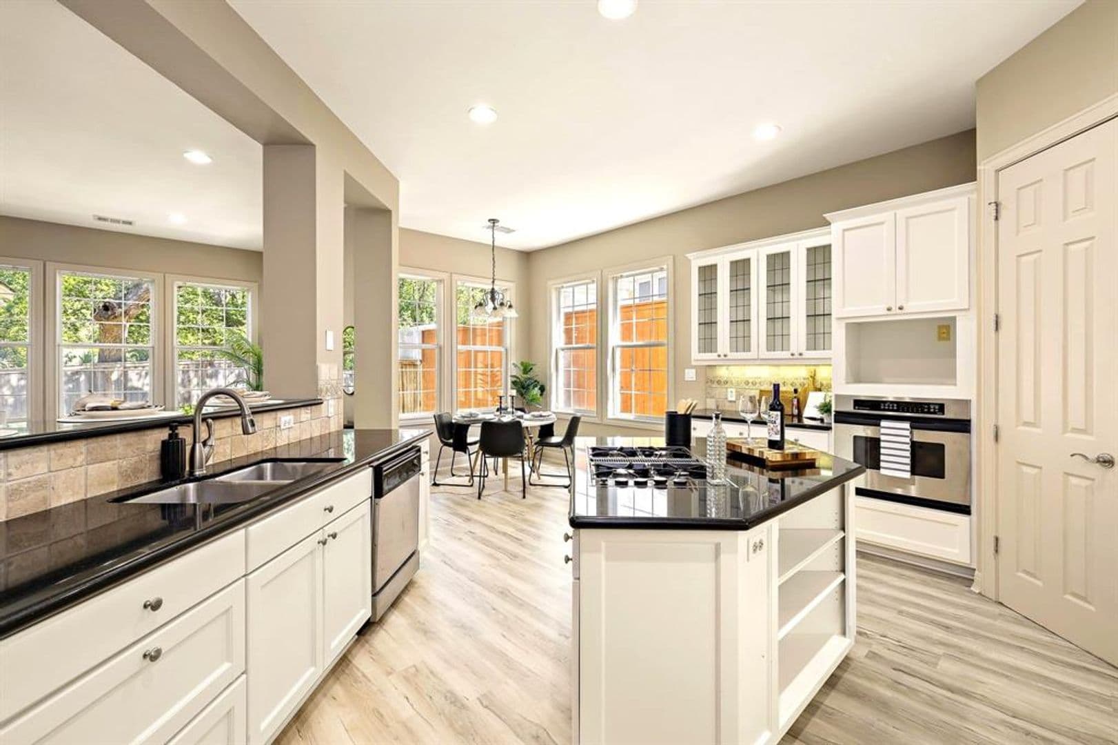 Austin House: 3508 Red River St