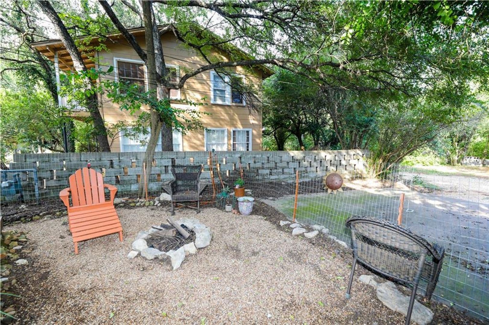 Austin Multiplex: 1305 Lorrain St - Unit D