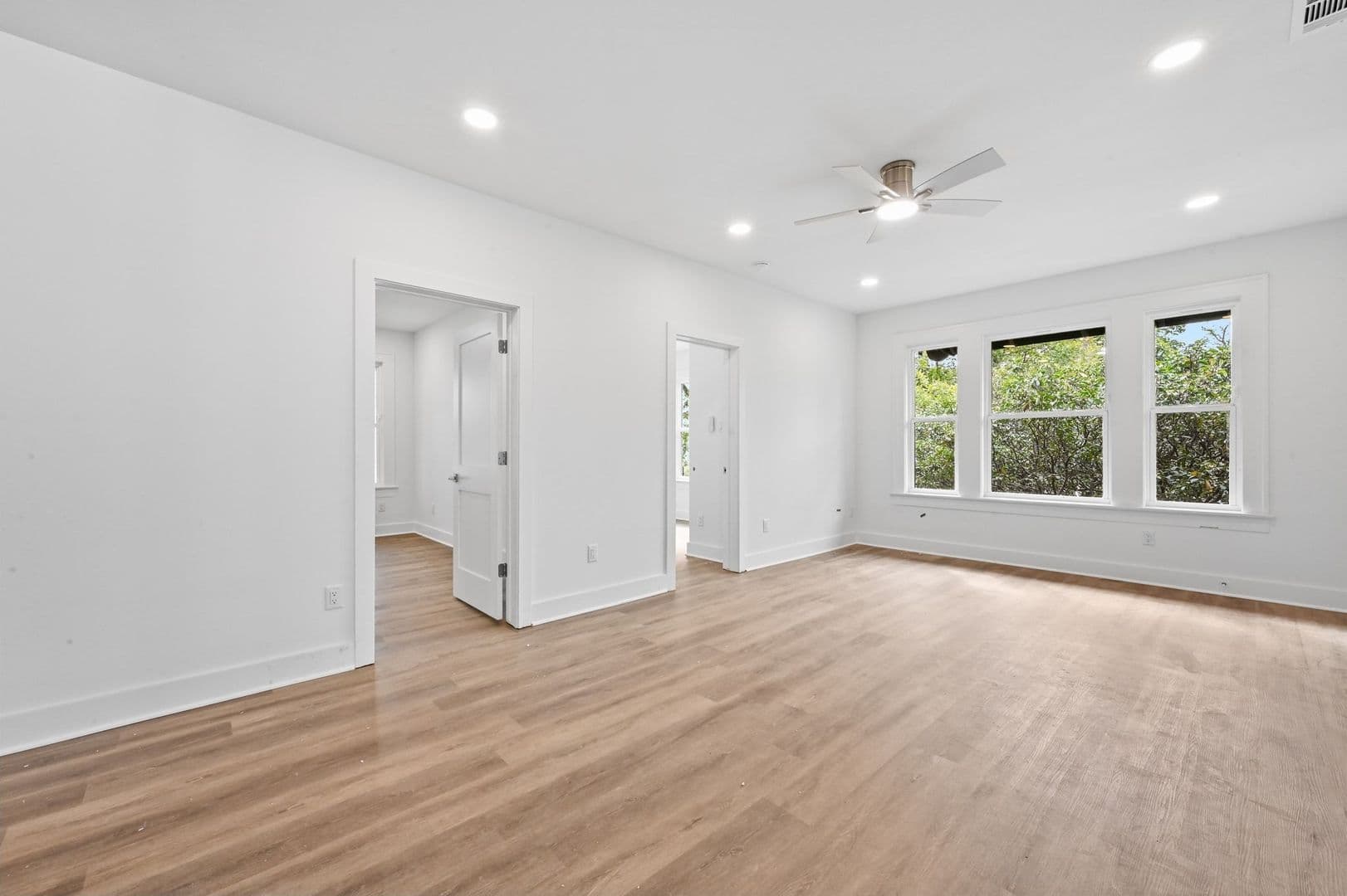 Austin House: 910 W 22nd 1/2 St