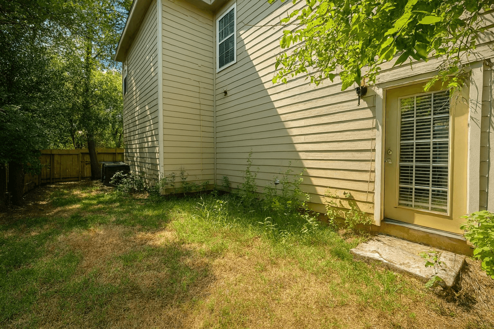 Austin Multiplex: 408 Nelray Blvd