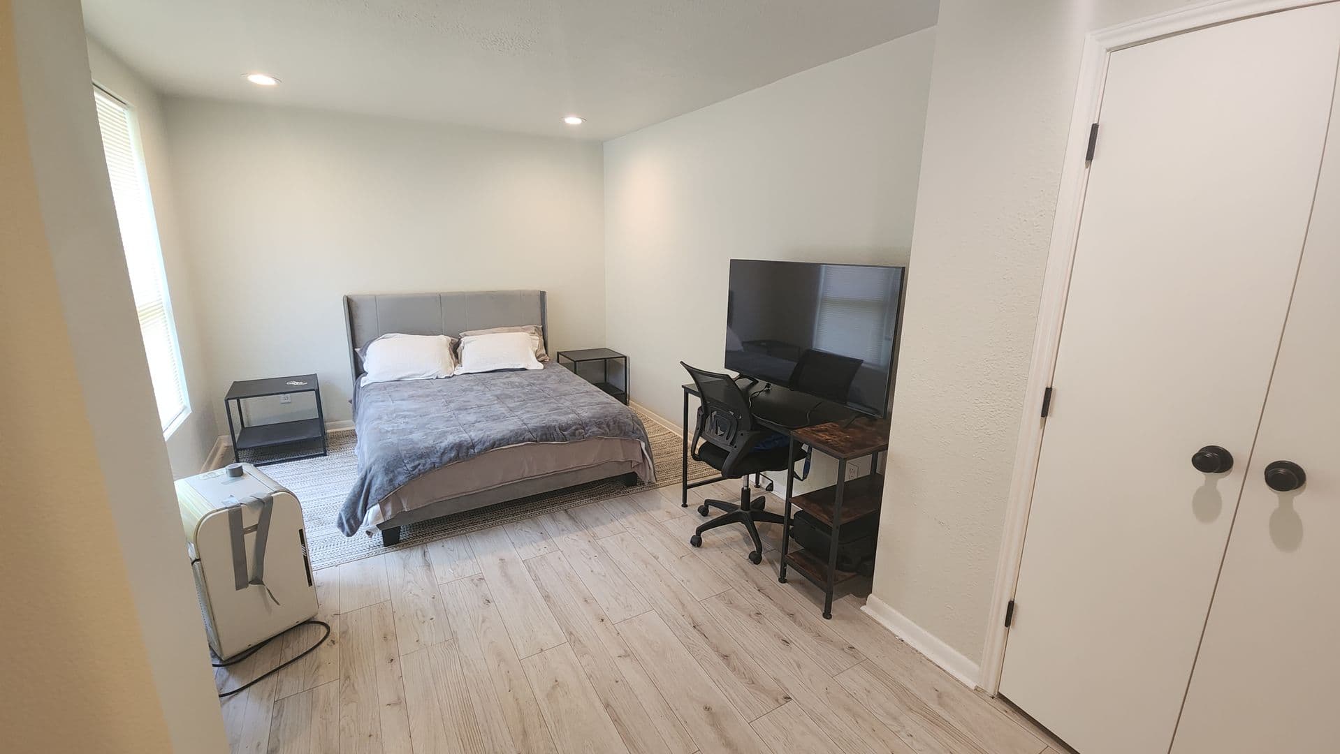 Austin Multiplex: 1005 W Martin Luther King Jr Blvd - House