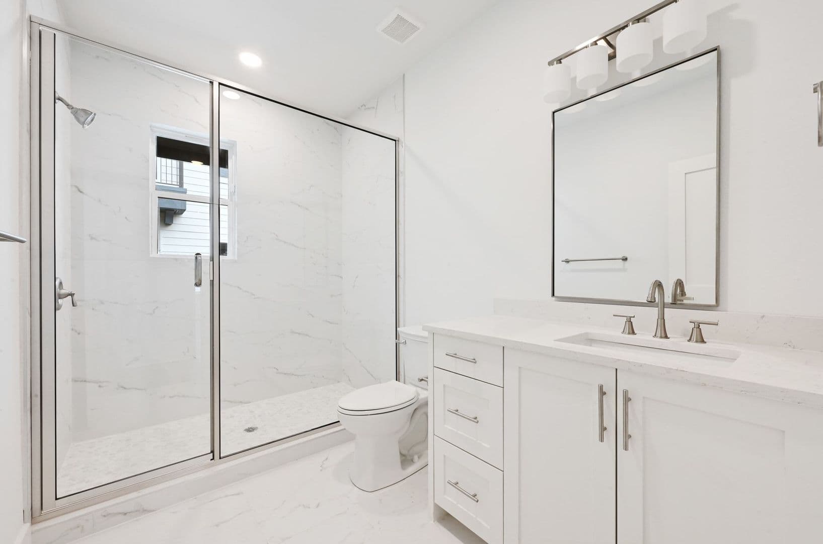 Austin House: 910 W 22nd 1/2 St