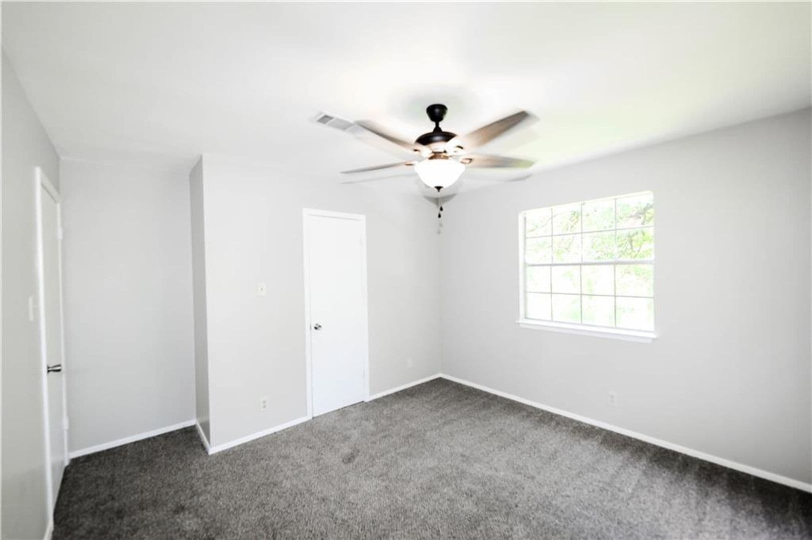 Austin Multiplex: 1700 Waterloo Trl