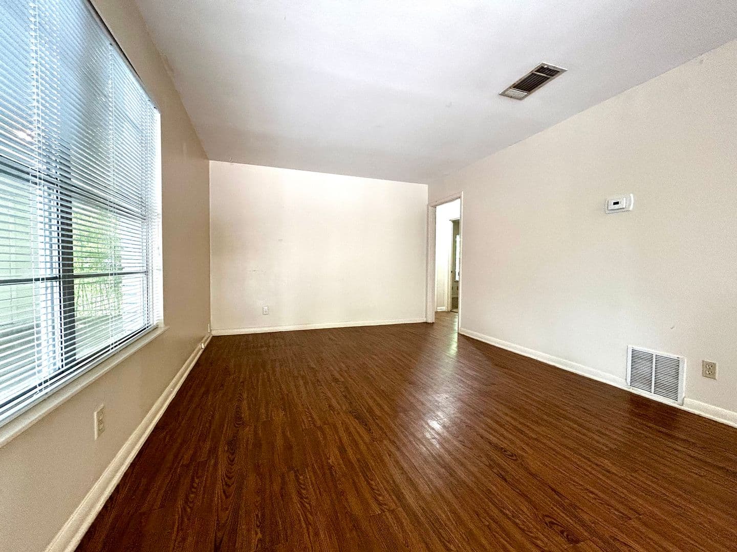 Austin Multiplex: 607 Bellevue Pl