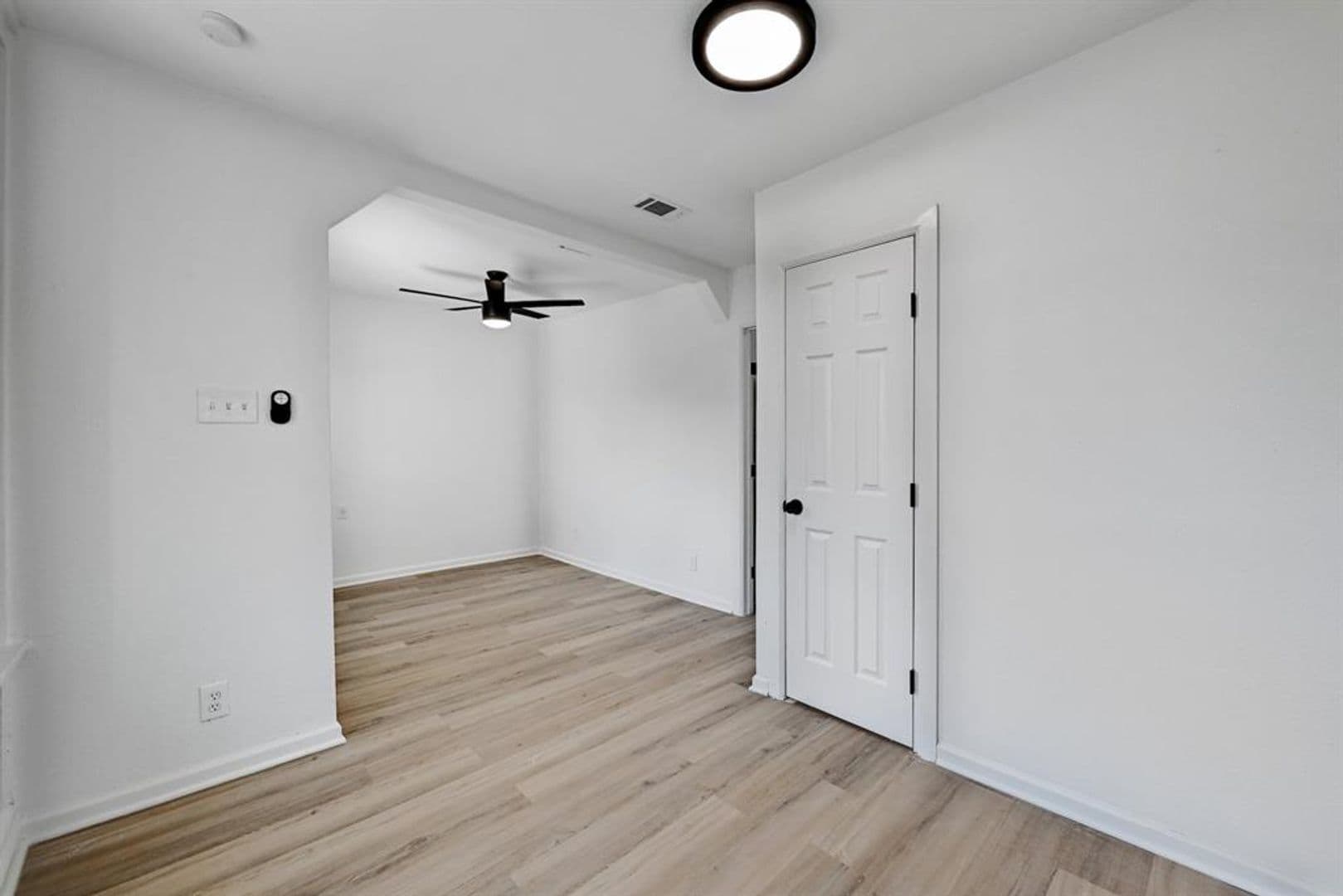 Austin Multiplex: 2305 Longview St
