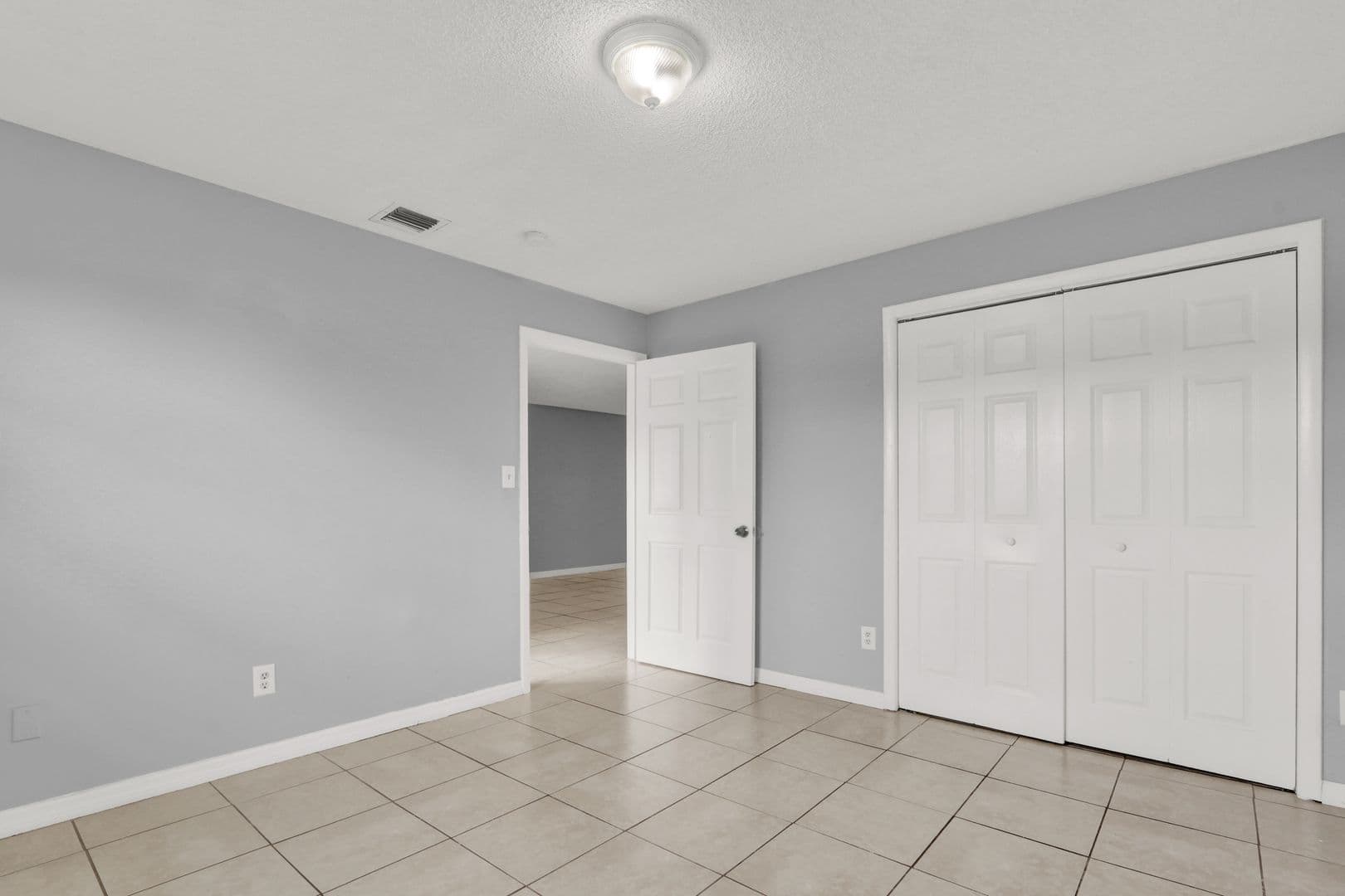 Fort Pierce Apartment: 3104-3210 Louisiana Avenue