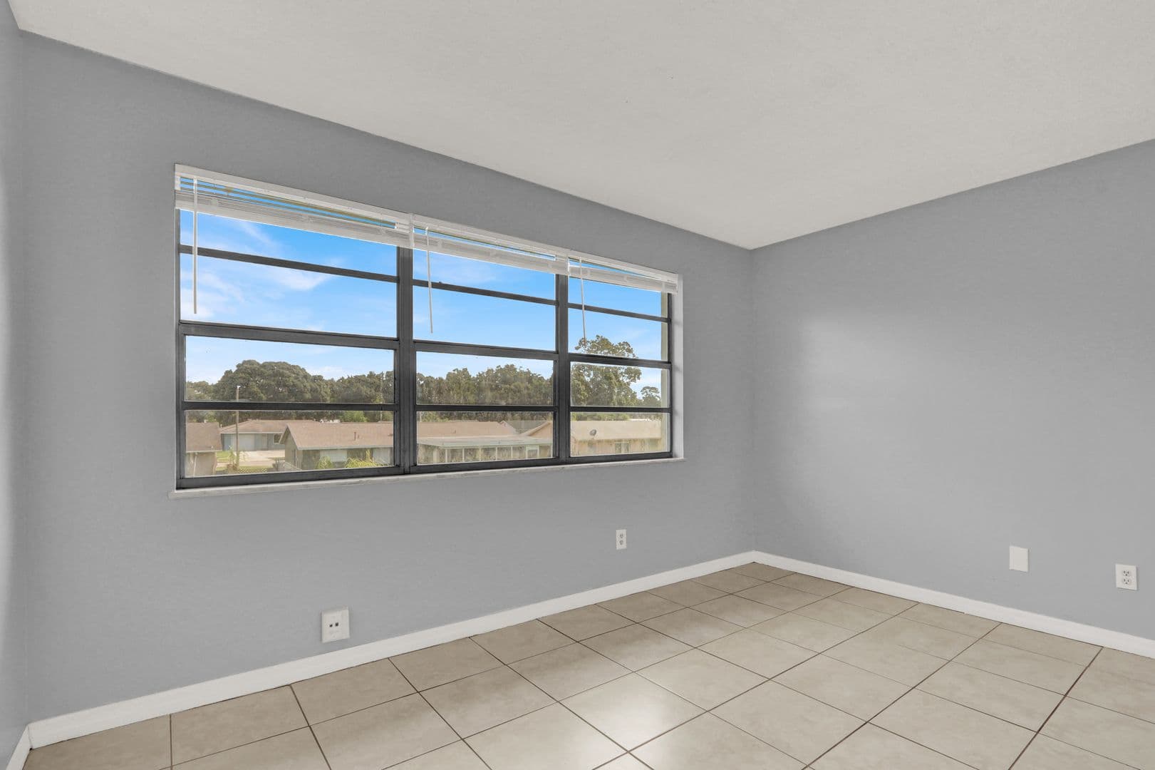 Fort Pierce Apartment: 3104-3210 Louisiana Avenue