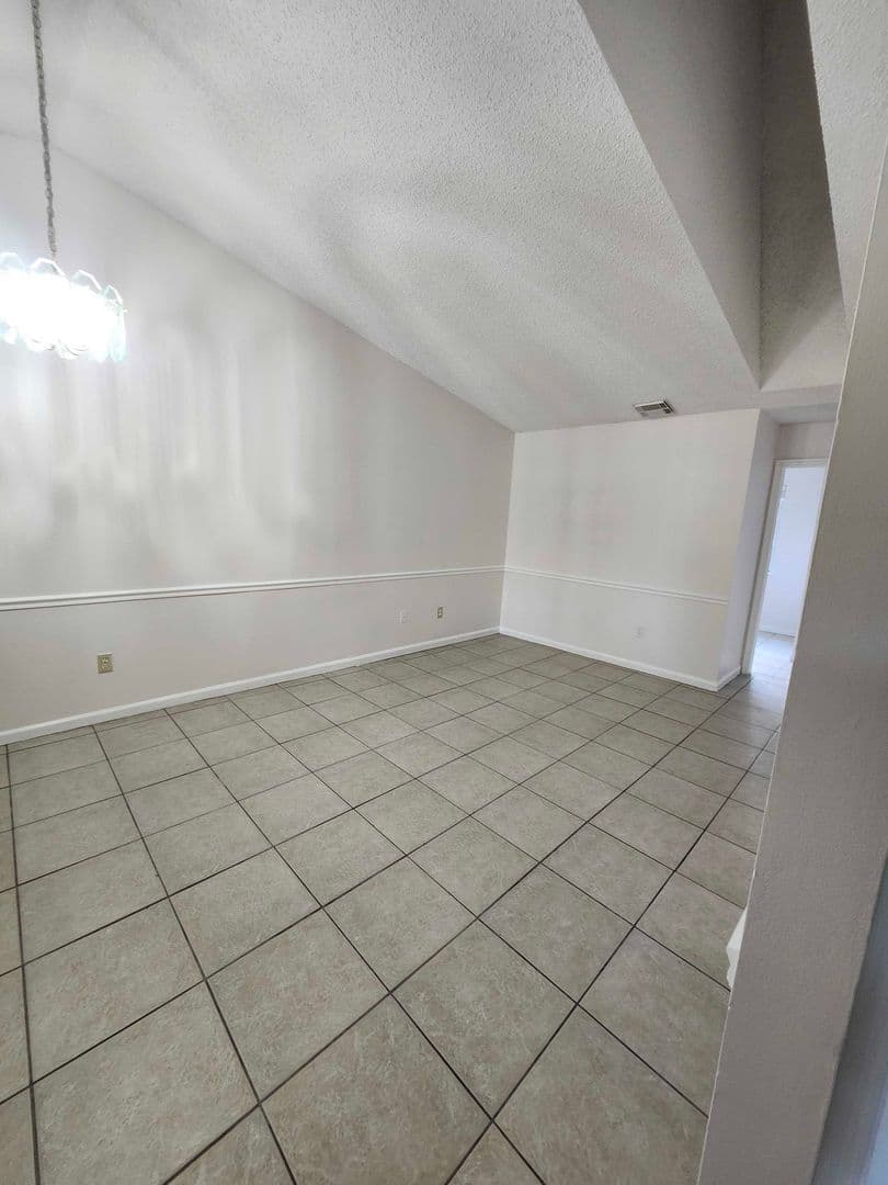 West Palm Beach Apartment: 5214 Stacy Road