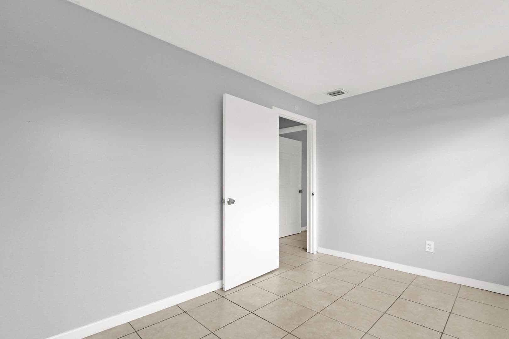 Fort Pierce Apartment: 3104-3210 Louisiana Avenue