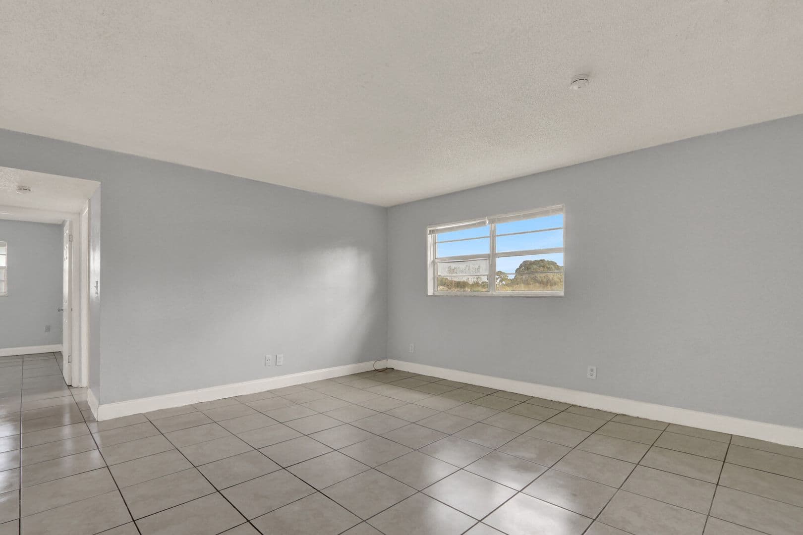 Fort Pierce Apartment: 3104-3210 Louisiana Avenue