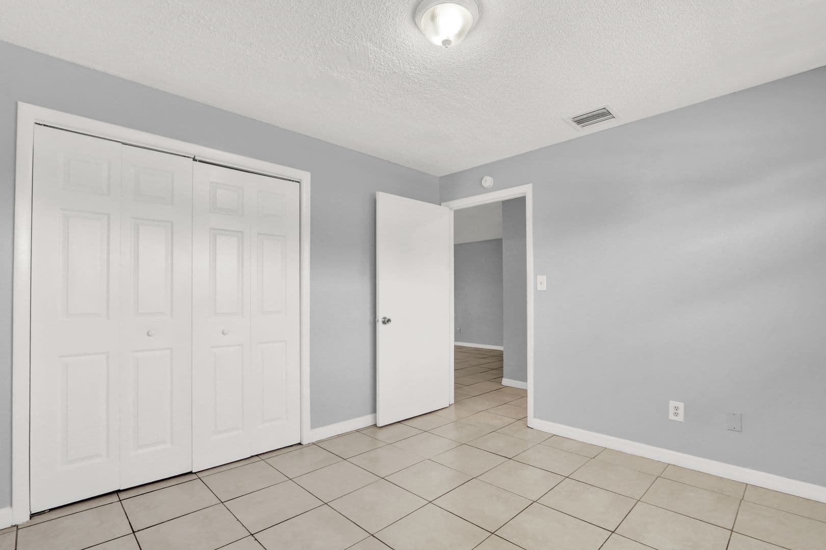 Fort Pierce Apartment: 3104-3210 Louisiana Avenue