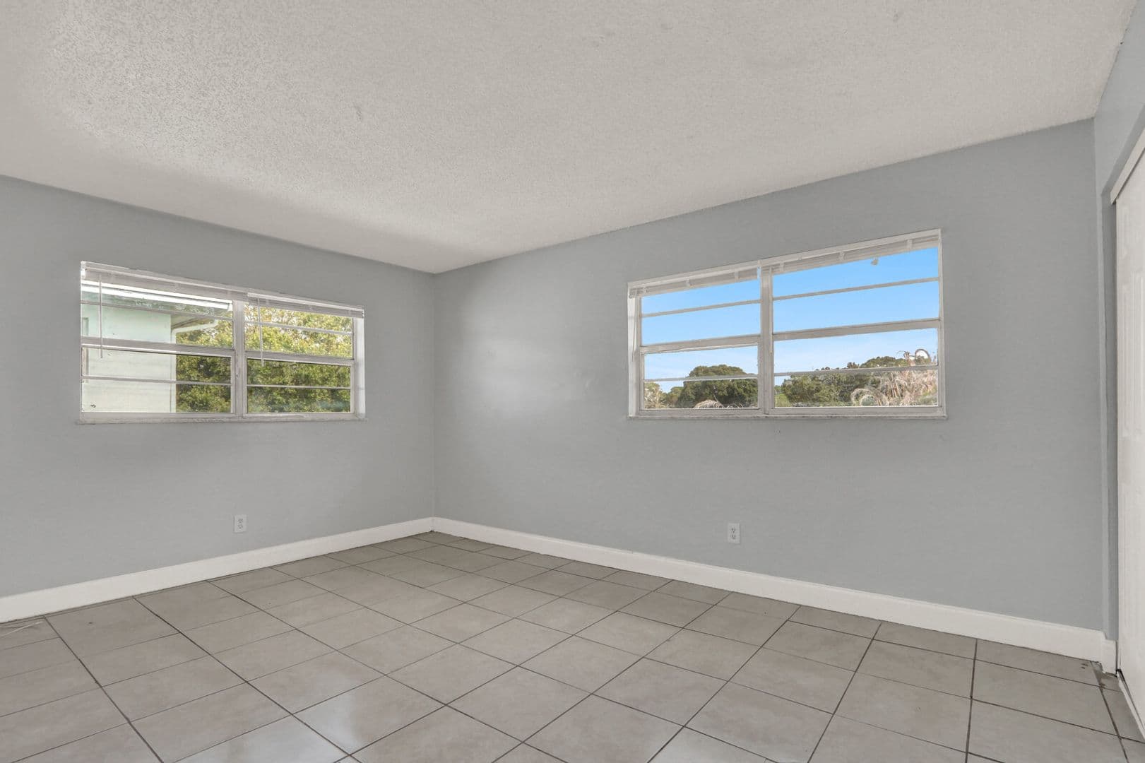 Fort Pierce Apartment: 3104-3210 Louisiana Avenue