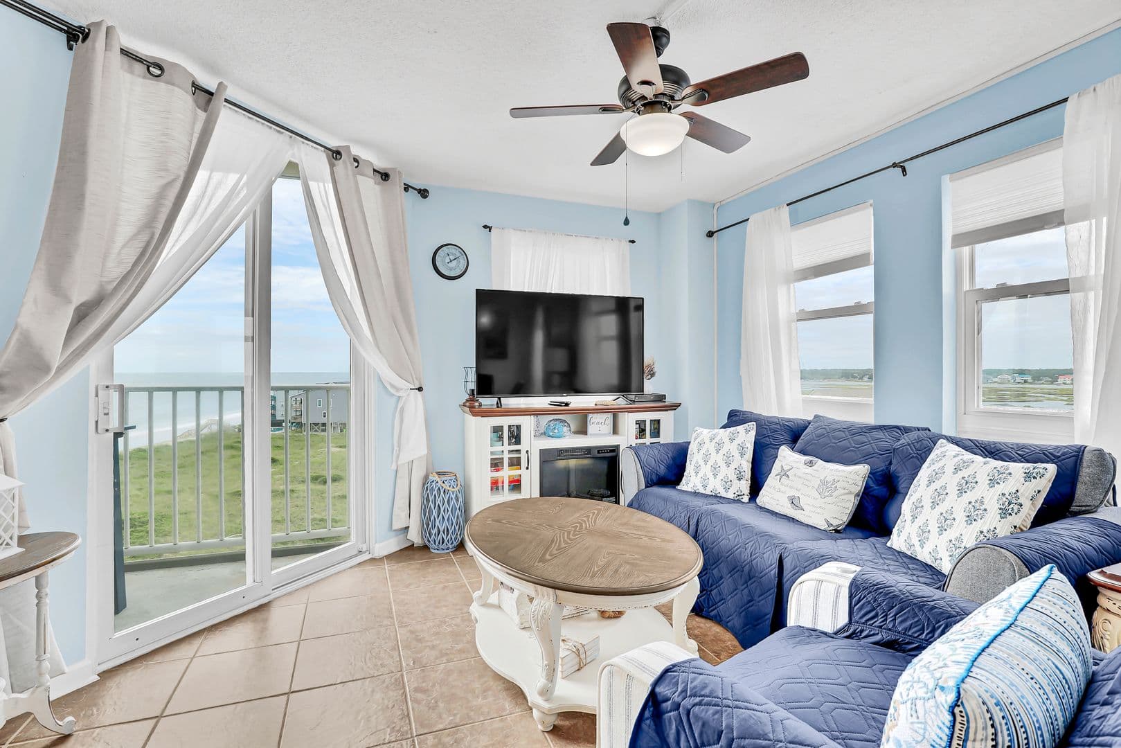 N. Topsail Beach House: 2000 New River Inlet Road