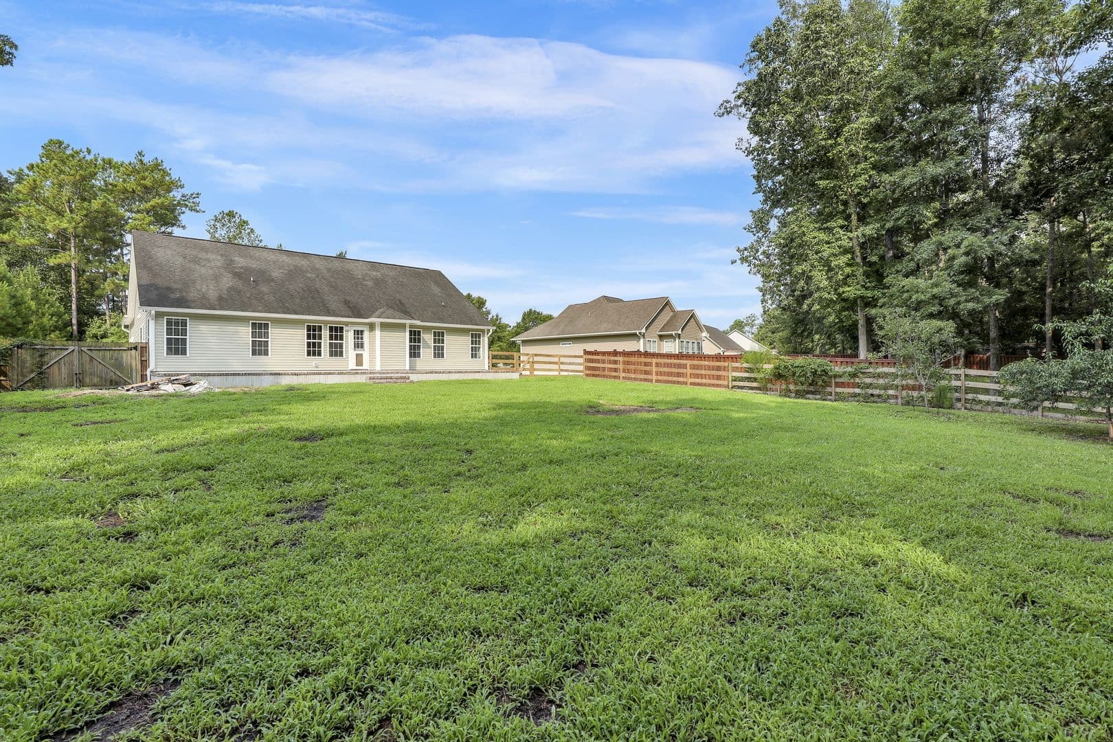 Jacksonville House: 244 Blue Creek Farms Dr.