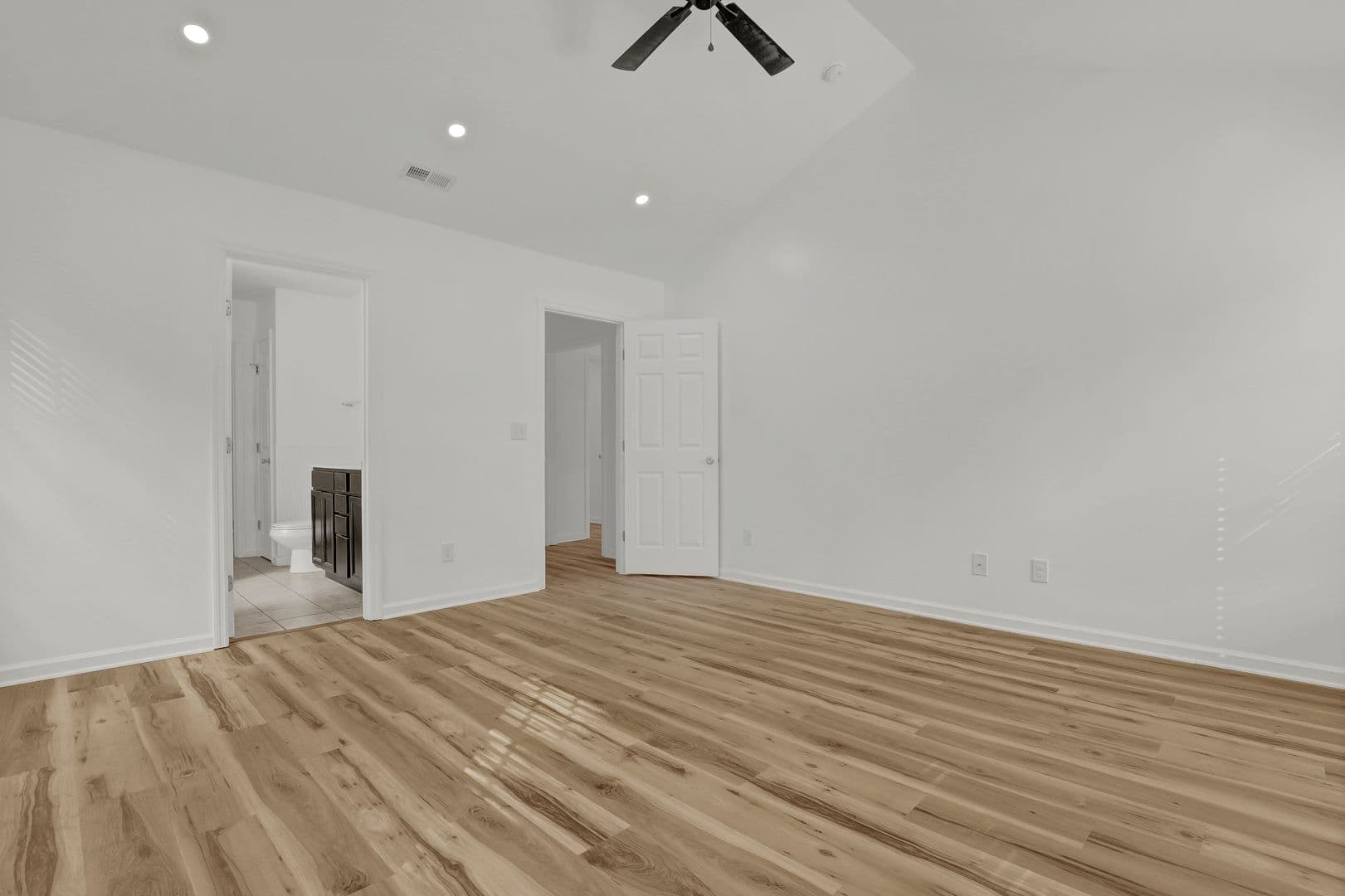 Jacksonville House: 244 Blue Creek Farms Dr.