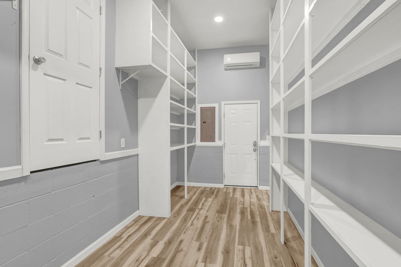 Jacksonville House: 244 Blue Creek Farms Dr.