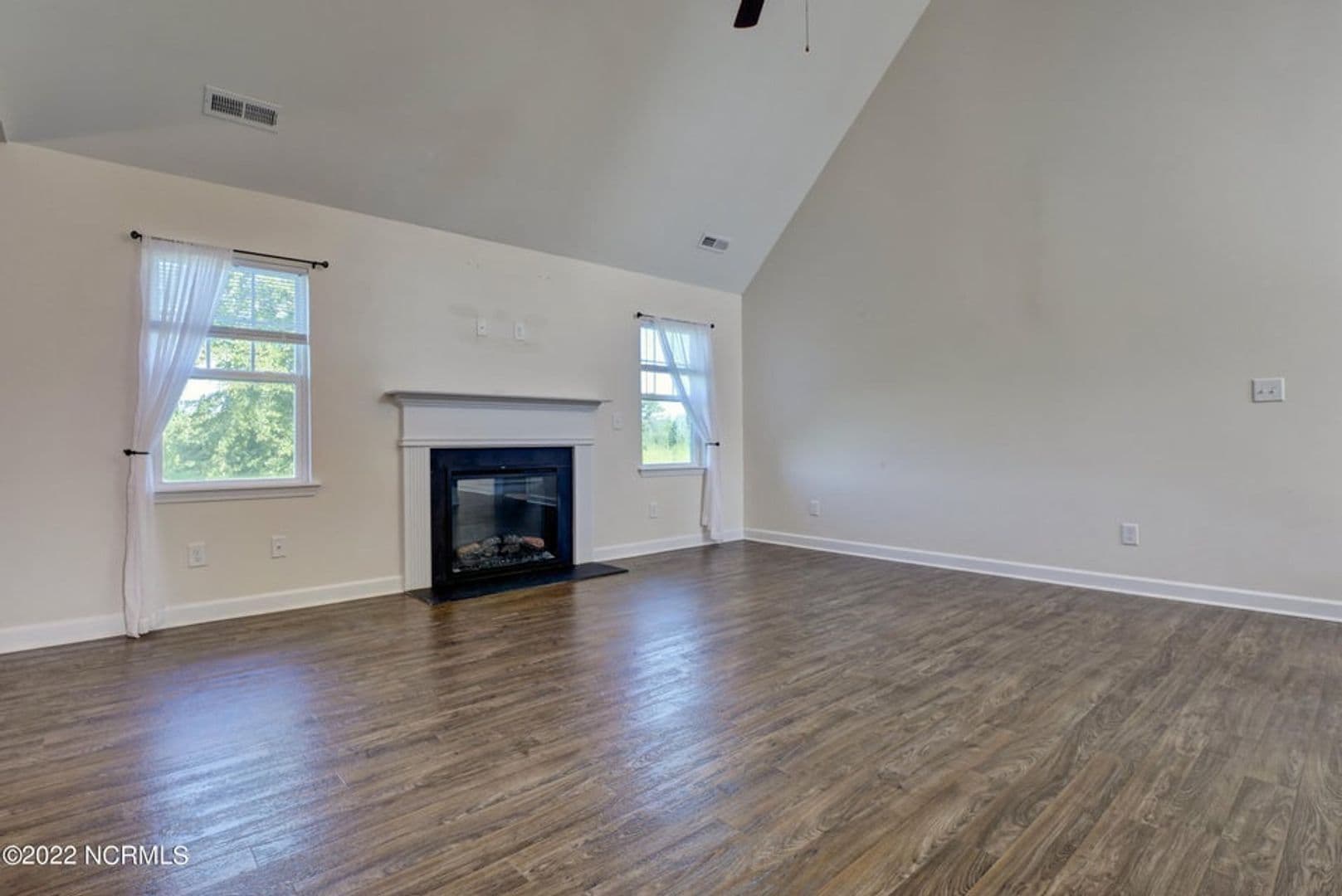 Richlands House: 109 Easton Drive
