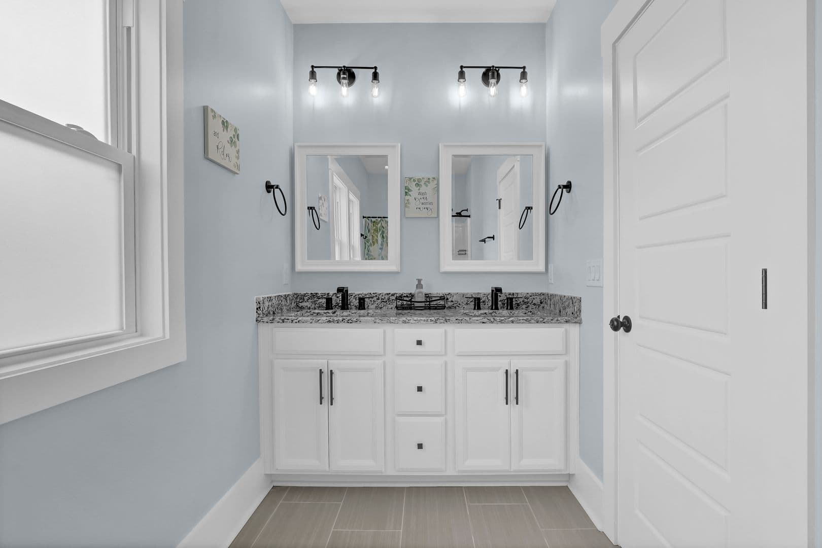 Sneads Ferry House: 1059 Meridian Dr
