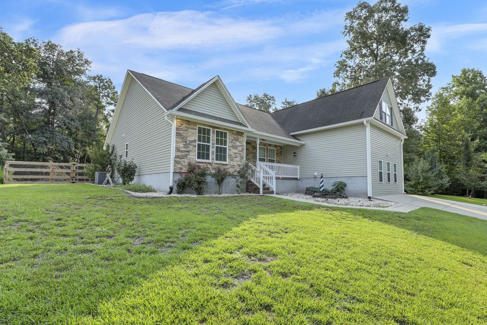 Jacksonville House: 244 Blue Creek Farms Dr.