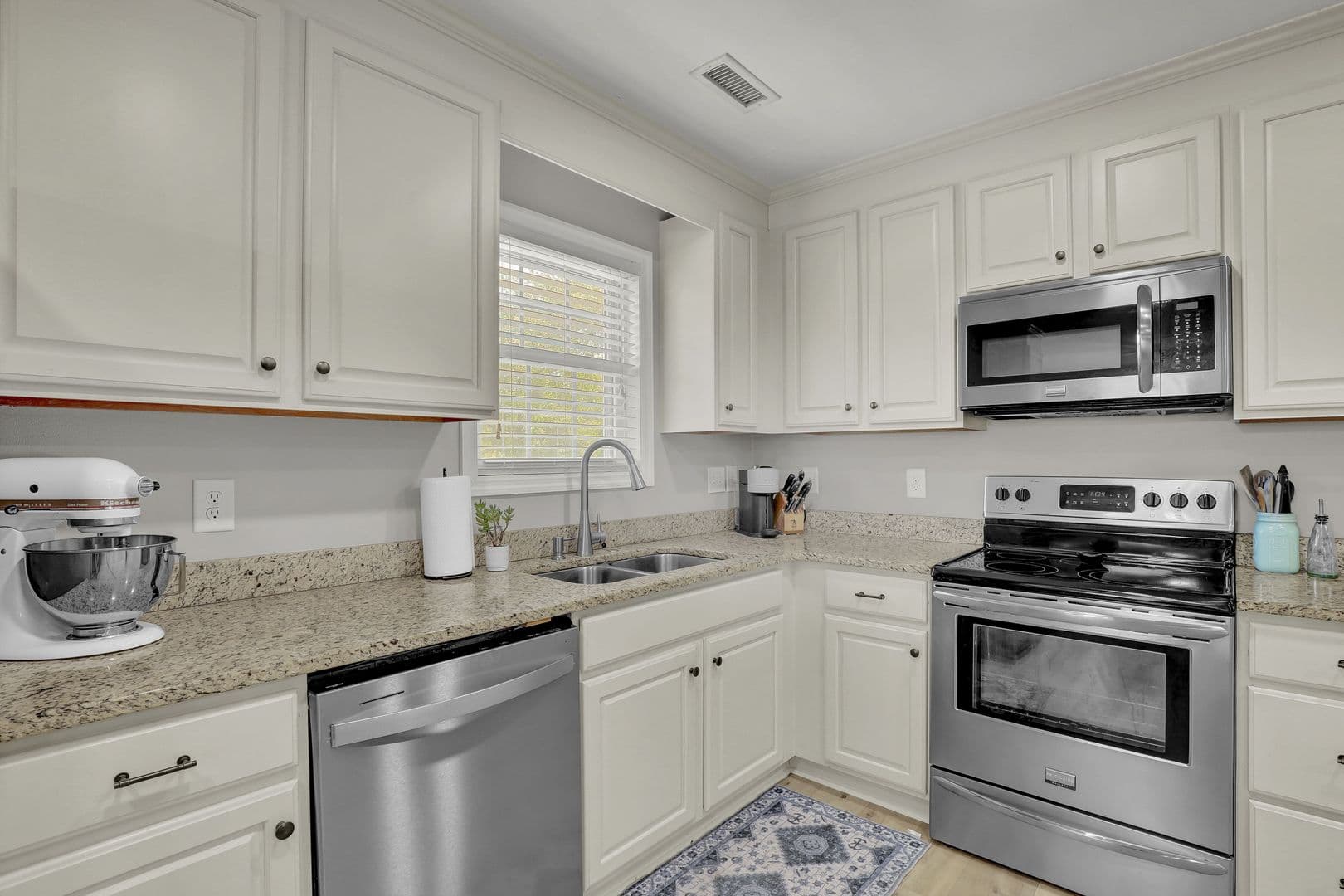 Sneads Ferry House: 725 Chadwick Shores Drive