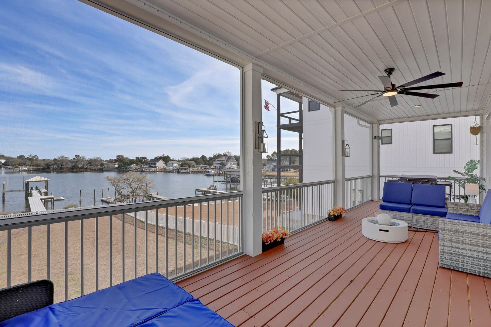 Sneads Ferry House: 1059 Meridian Dr
