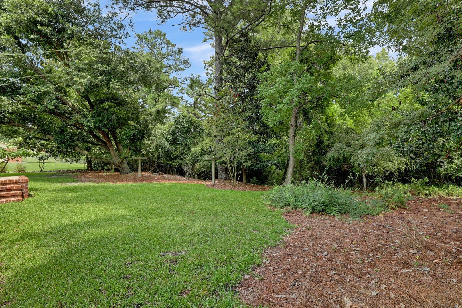 Jacksonville House: 700 Clyde Drive