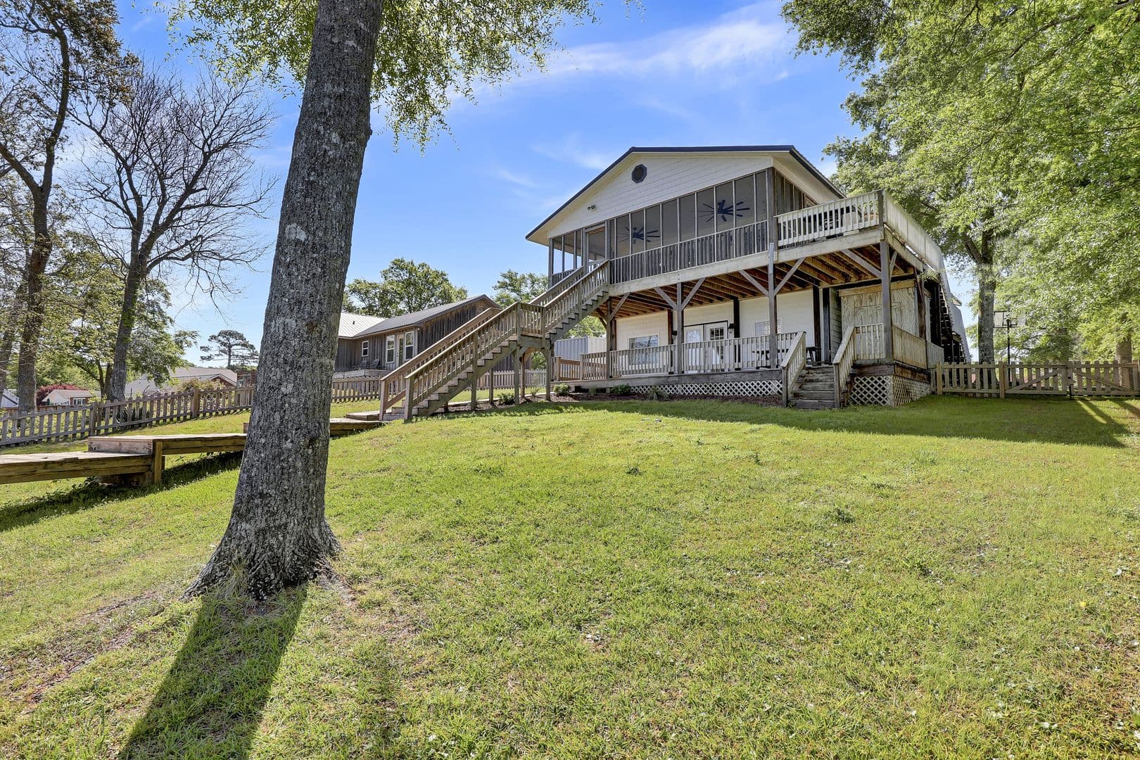 Sneads Ferry House: 725 Chadwick Shores Drive