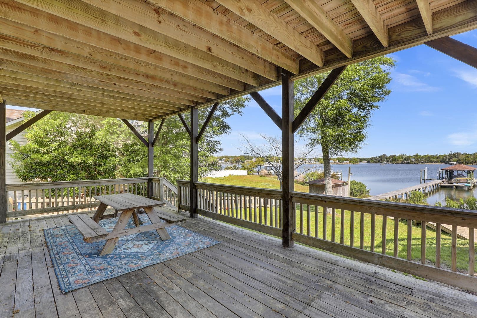 Sneads Ferry House: 725 Chadwick Shores Drive