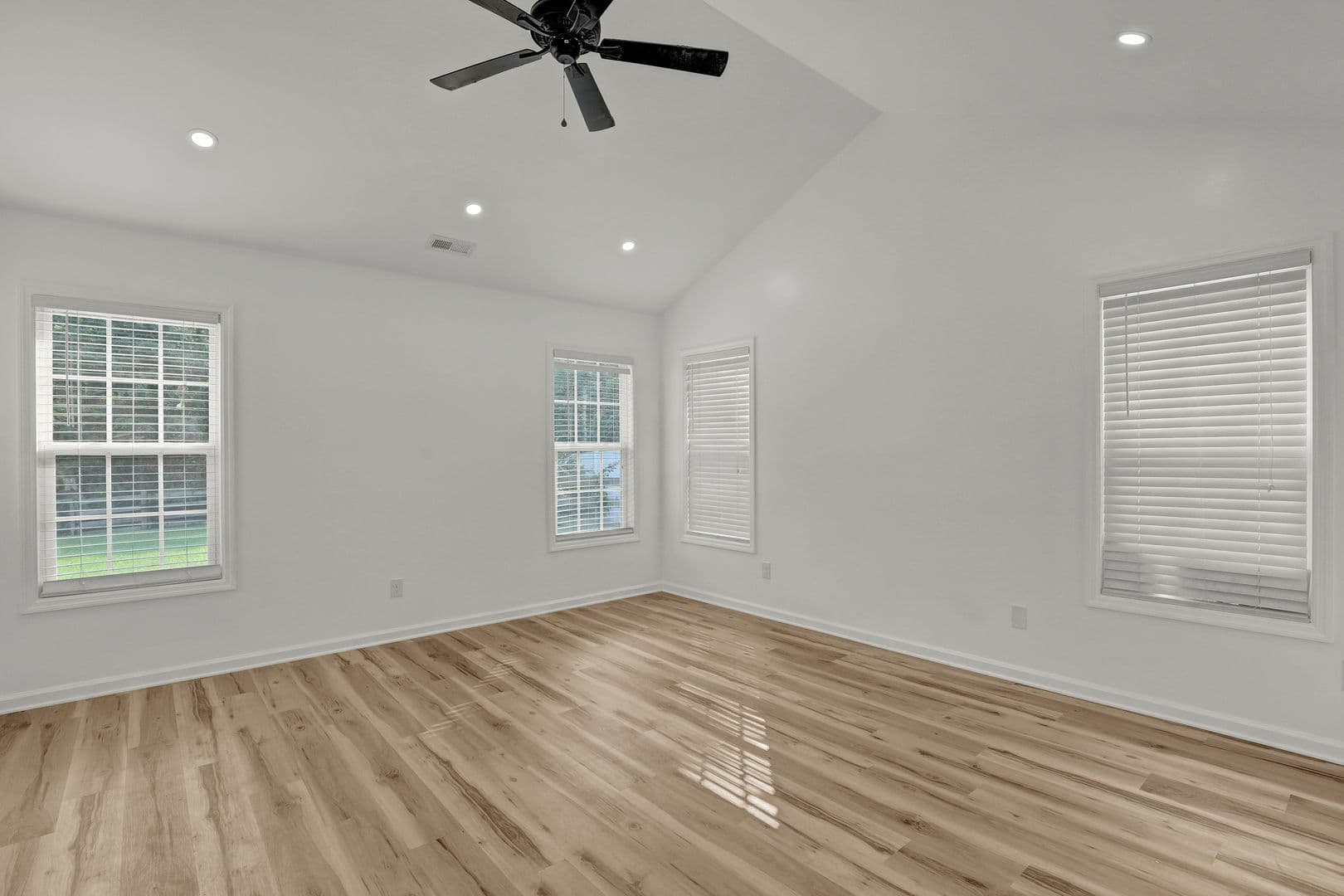 Jacksonville House: 244 Blue Creek Farms Dr.