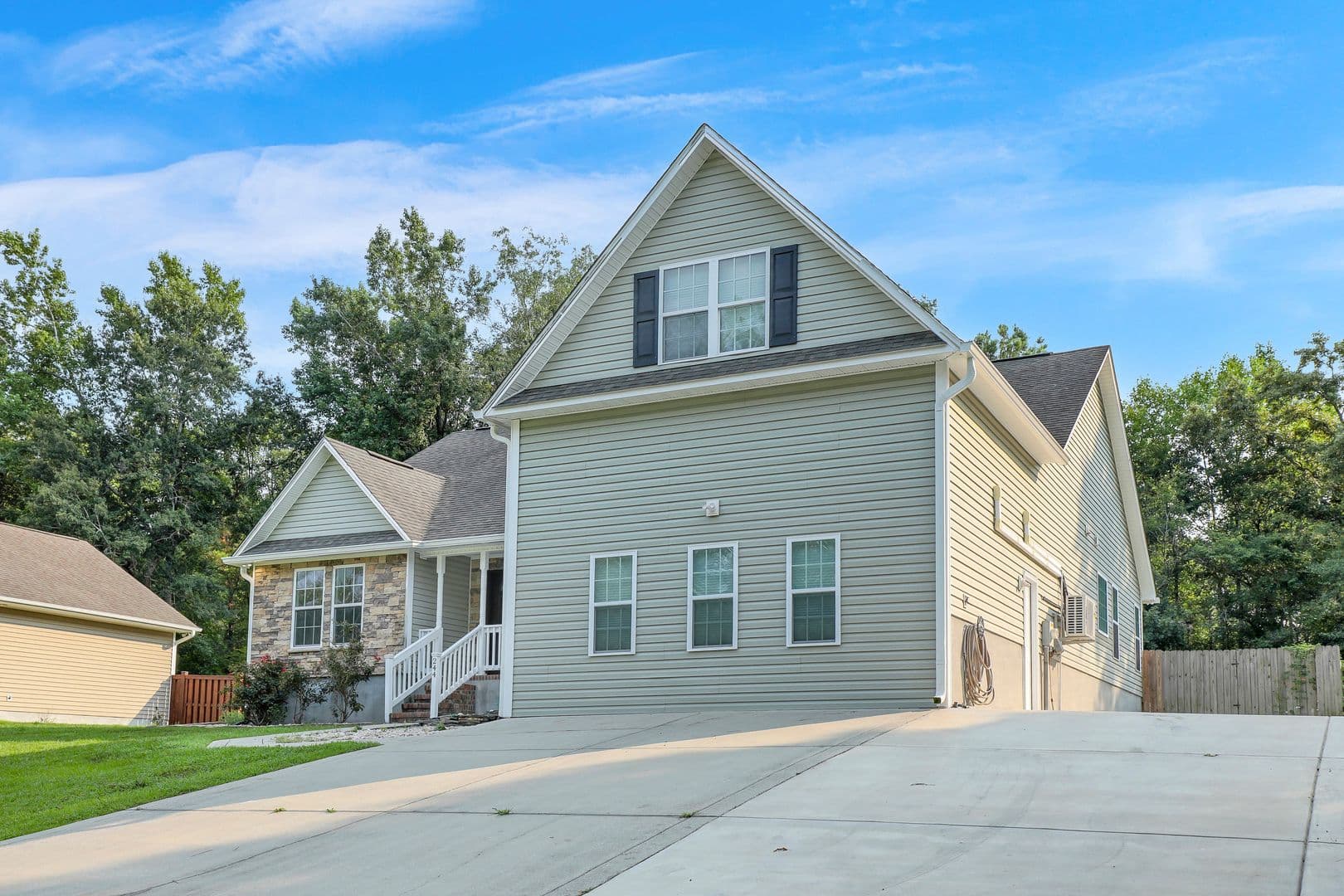 Jacksonville House: 244 Blue Creek Farms Dr.