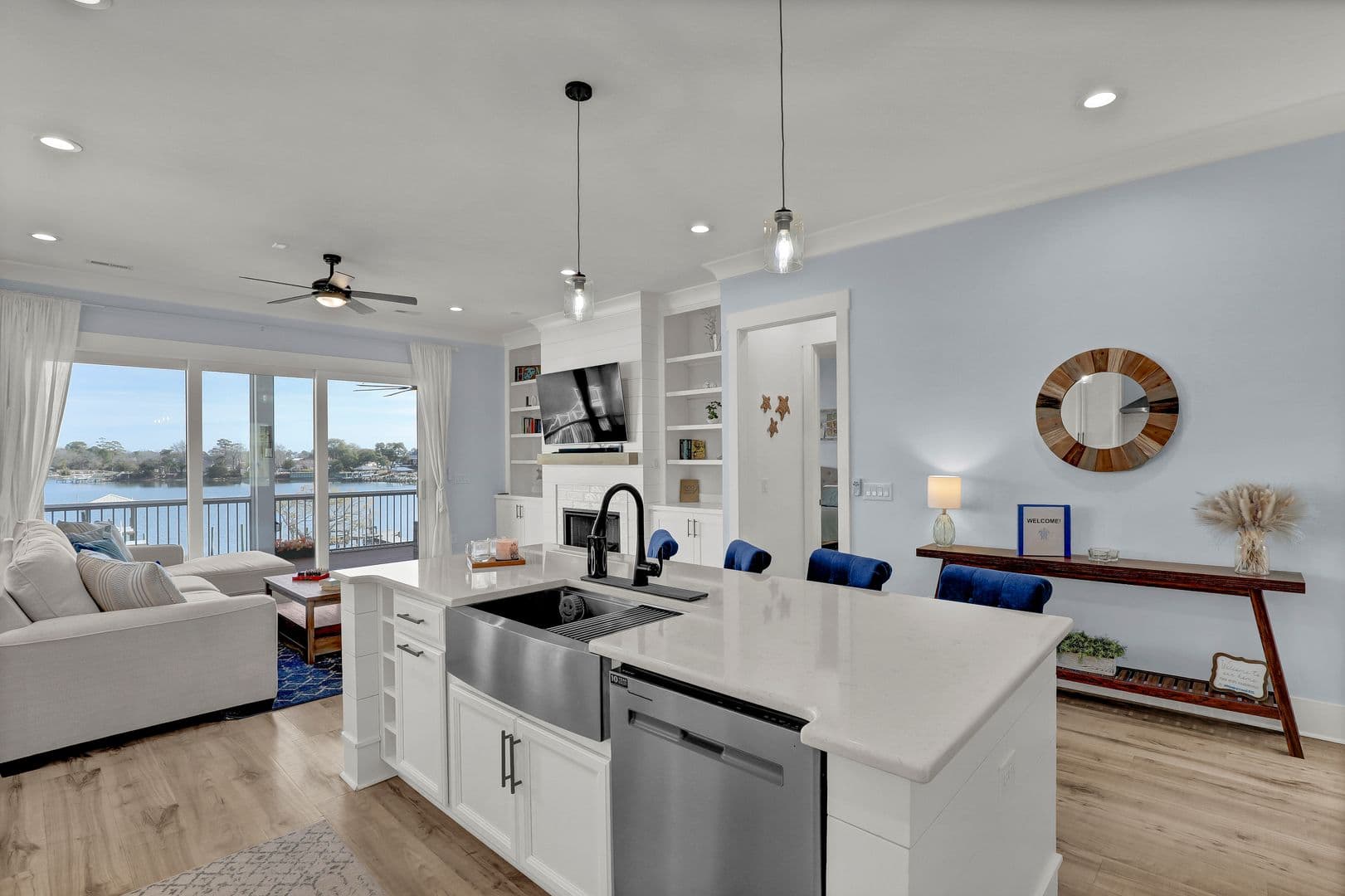 Sneads Ferry House: 1059 Meridian Dr