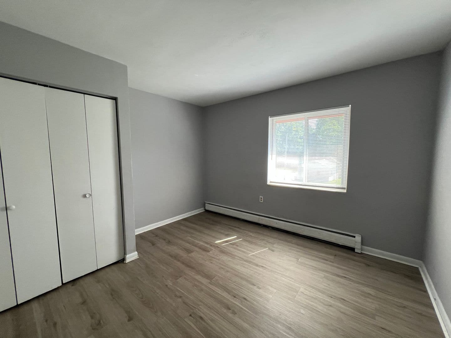 Dayton Apartment: 905 Neal Ave