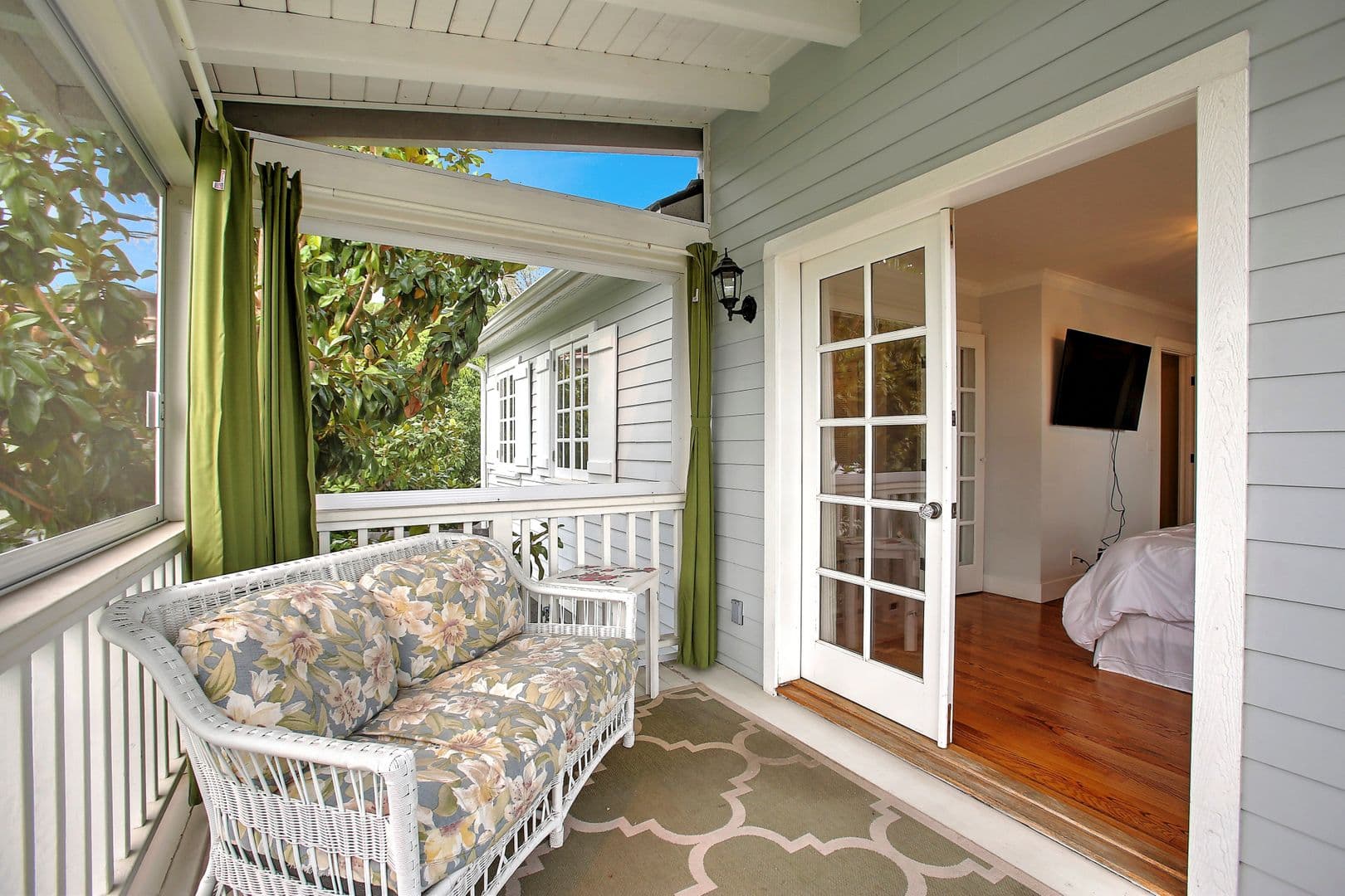 Santa Barbara House: 610 East Pedregosa Street